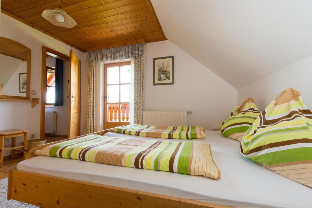 Villa Hüttstädterhof Familie Pötsch Aigen im Ennstal Habitación foto